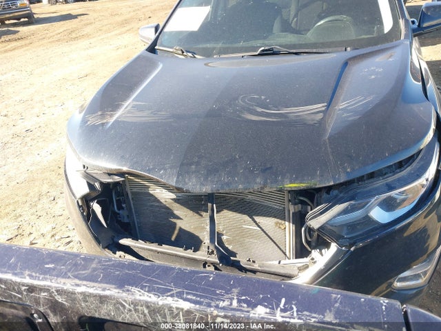 2GNAXKEX1J6136526 Chevrolet EQUINOX LT
