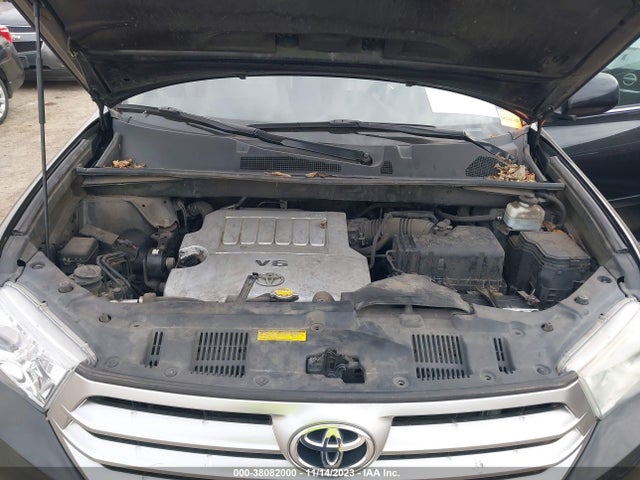2012 TOYOTA HIGHLANDER SE V6 VIN: 5TDBK3EH1CS164250