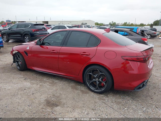 ZARFAEAV2H7559668 Alfa Romeo Giulia Quadrifoglio Rwd