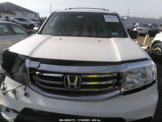 2014 HONDA PILOT LX VIN: 5FNYF4H29EB008458