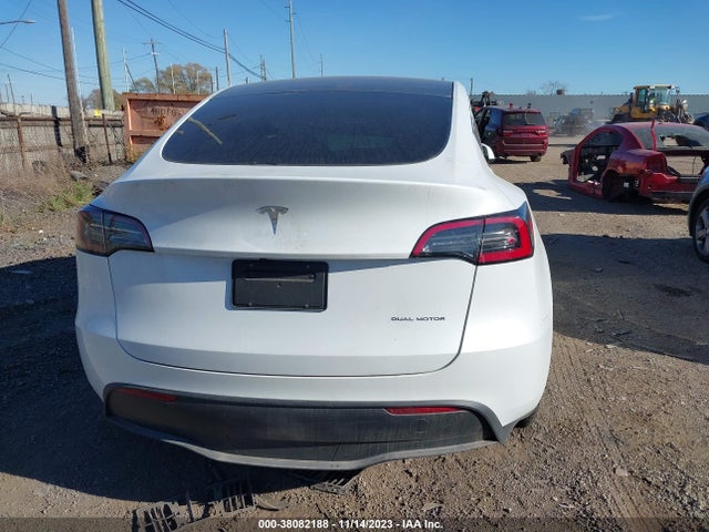 2023 TESLA MODEL Y AWD/LONG RANGE DUAL MOTOR ALL-WHEEL DRIVE VIN: 7SAYGDEE4PF788452