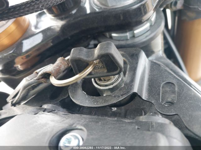 2019 INDIAN MOTORCYCLE CO. FTR 56KRTS226K3151316 Photo 10