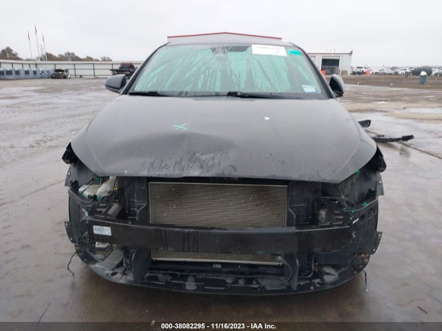2019 HYUNDAI ELANTRA SEL VIN: 5NPD84LFXKH473055