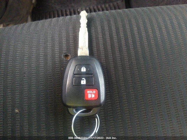 Toyota RAV4 LE 2017 JTMBFREVXHJ710481 Image 11