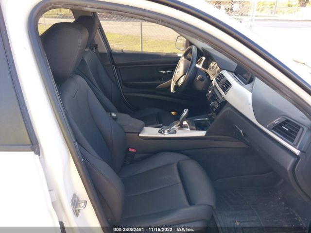 2018 BMW 320I WBA8E5G59JNU45728 Photo 4