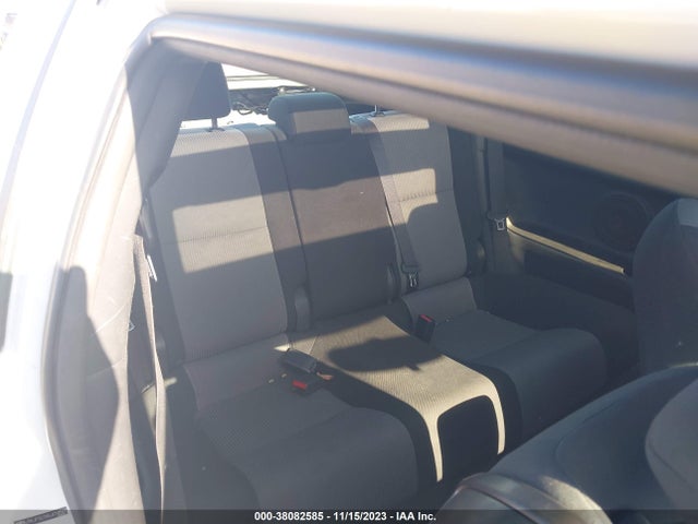 38082585 :رقم المزاد ، JTKJF5C7XGJ018561 vin ، 2016 Scion Tc مزاد بيع