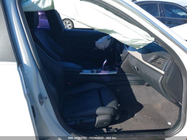 WBA3B1C52FK136628 BMW 3 Series 320i