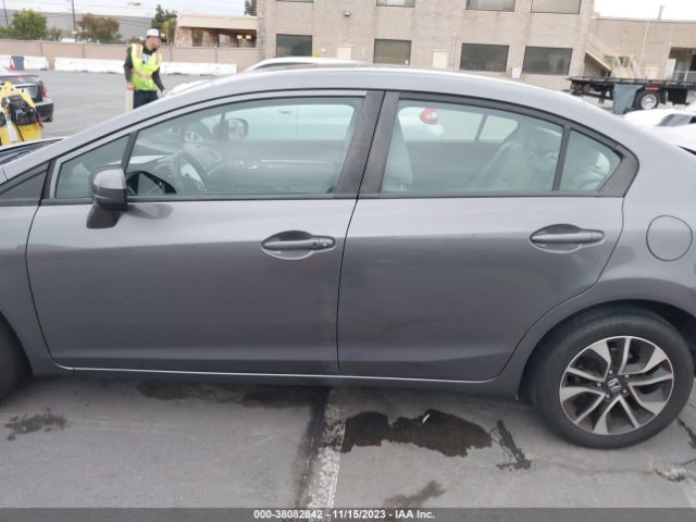 19XFB2F8XFE210392 Honda Civic Sedan Ex