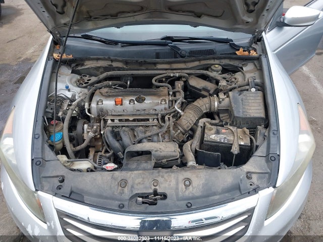 2011 HONDA ACCORD 2.4 EX VIN: 1HGCP2F79BA063508
