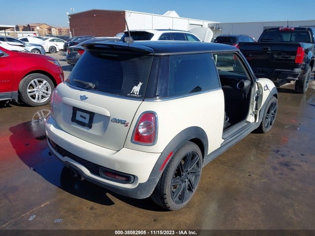 2013 MINI HARDTOP WMWSV3C52DT477355 Photo 3