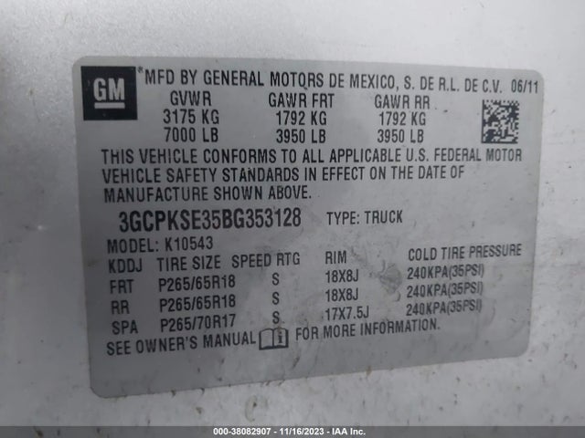 2011 CHEVROLET SILVERADO 1500 LT VIN: 3GCPKSE35BG353128