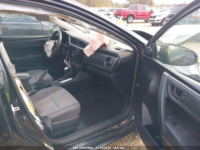 2018 TOYOTA COROLLA L VIN: 2T1BURHE1JC049488