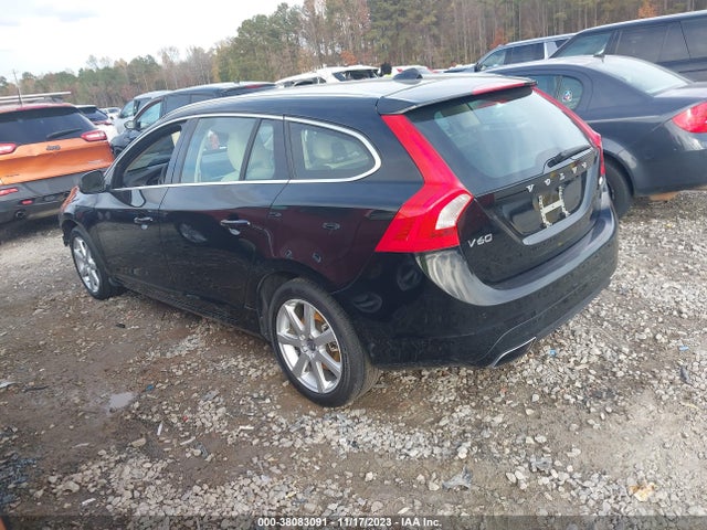 2017 VOLVO V60 T5 PREMIER VIN: YV140MEK7H1371451