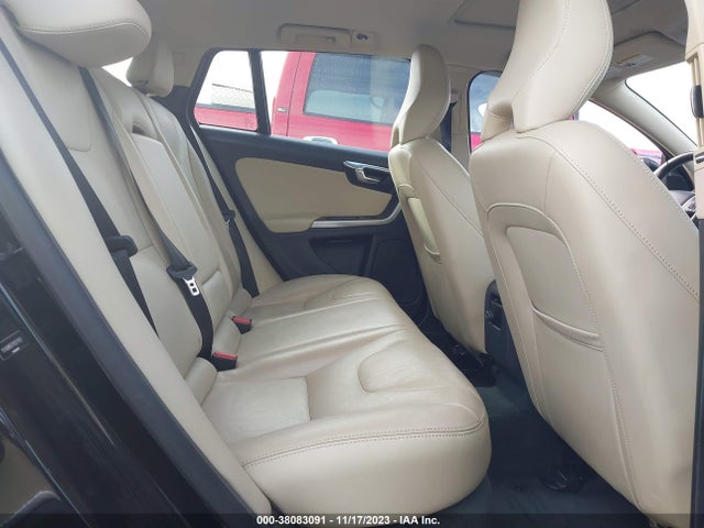 2017 VOLVO V60 T5 PREMIER VIN: YV140MEK7H1371451