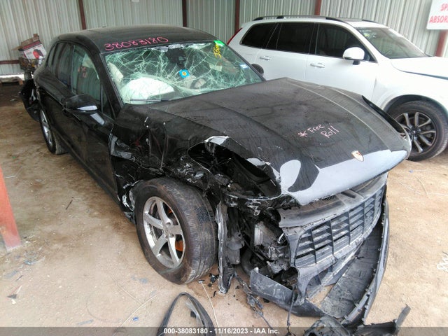 2018 PORSCHE MACAN WP1AA2A50JLB02310 Photo 5