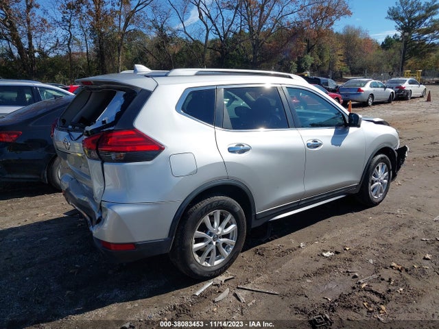2017 NISSAN ROGUE SV VIN: 5N1AT2MV8HC824119