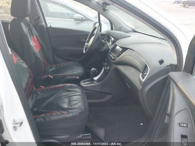 2020 CHEVROLET TRAX 3GNCJLSB5LL231856 Photo 4