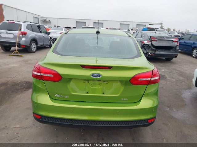 Ford FOCUS SEL 2018 1FADP3H29JL261668 Image 16