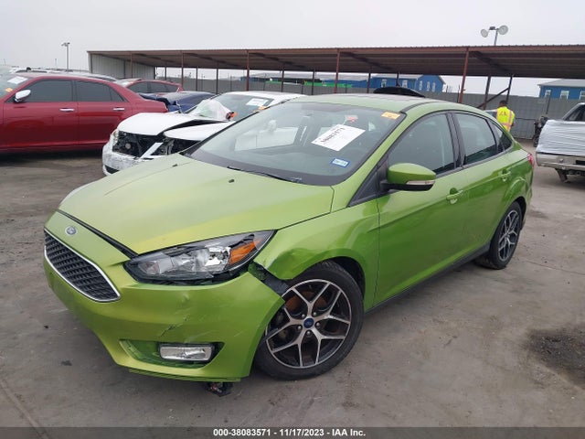 Ford FOCUS SEL 2018 1FADP3H29JL261668 Image 2