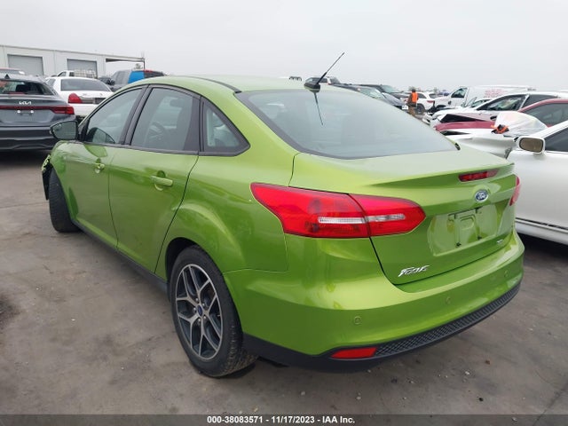 Ford FOCUS SEL 2018 1FADP3H29JL261668 Image 3