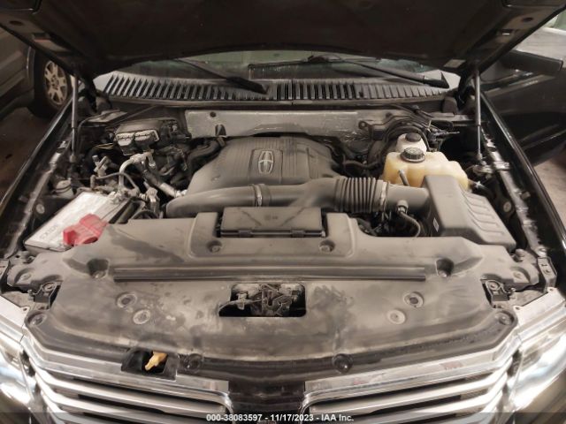 5LMJJ2JT7FEJ13793 Lincoln Navigator