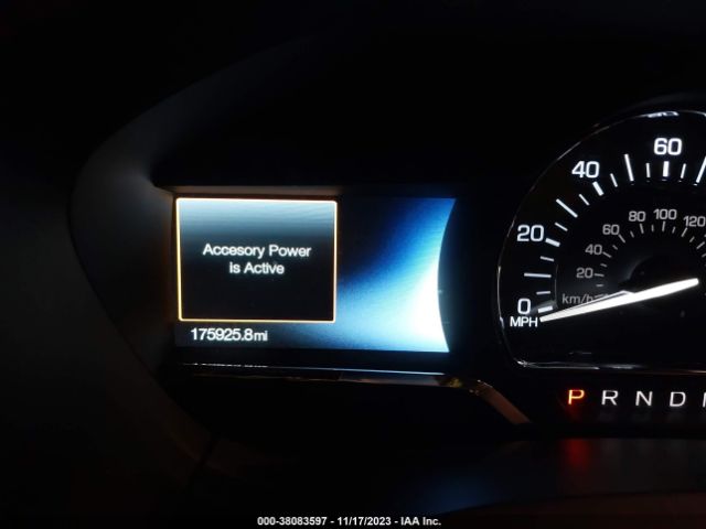 5LMJJ2JT7FEJ13793 Lincoln Navigator