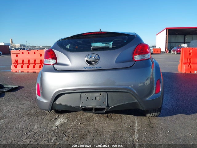 2016 HYUNDAI VELOSTER VIN: KMHTC6AD8GU269130