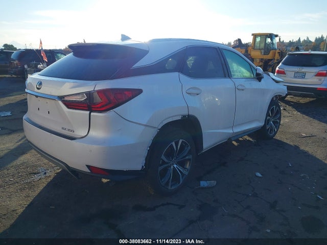 2T2HZMAA9MC214077 Lexus RX 350