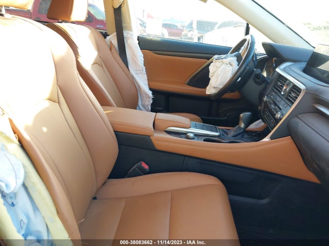 2T2HZMAA9MC214077 Lexus RX 350