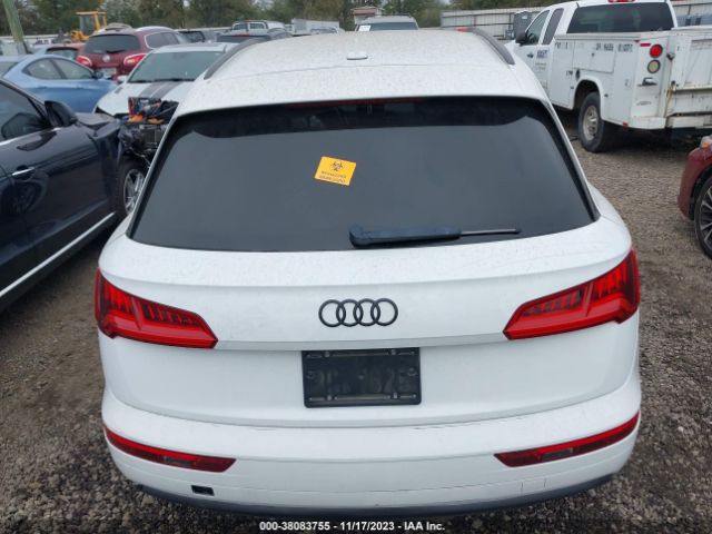 WA1ANAFY8J2127894 Audi Q5 2.0t Tech Premium/2.0t Premium
