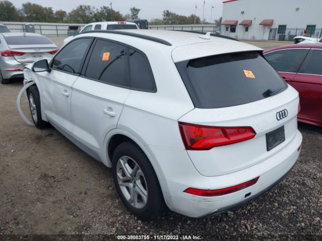 WA1ANAFY8J2127894 Audi Q5 2.0t Tech Premium/2.0t Premium
