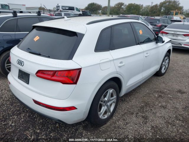 WA1ANAFY8J2127894 Audi Q5 2.0t Tech Premium/2.0t Premium