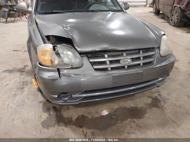 2005 HYUNDAI ACCENT GLS VIN: KMHCG45C05U595074