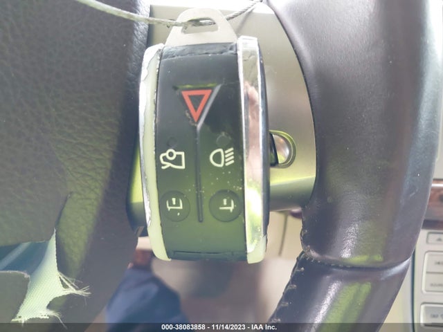 2011 JAGUAR XF SAJWA0FB7BLS11683 Photo 10