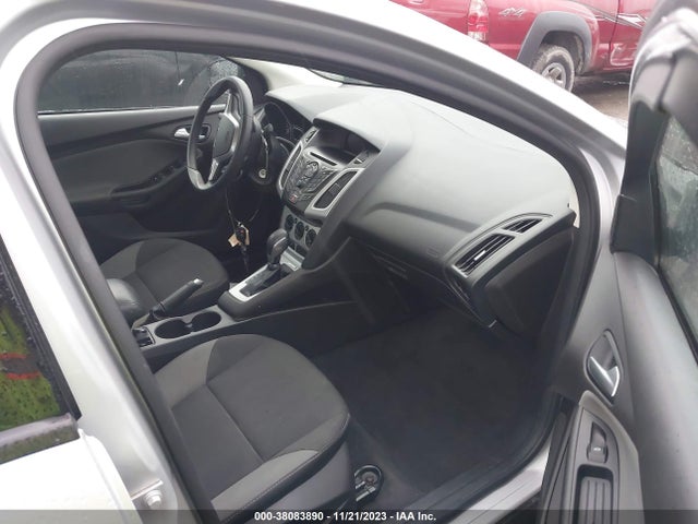 2014 FORD FOCUS SE VIN: 1FADP3F27EL234171