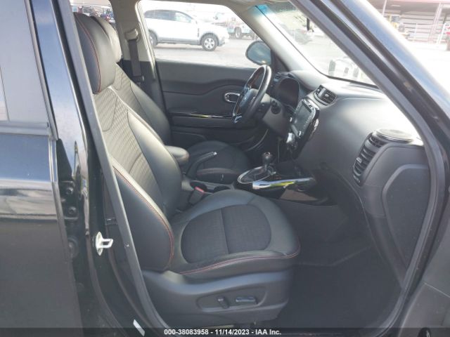 KNDJX3AAXJ7533068 KIA Soul !