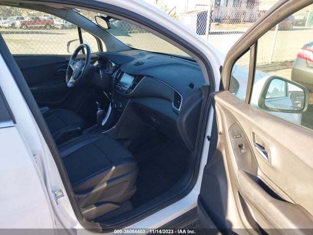 Chevrolet Trax Lt 2017 3GNCJLSB1HL204399 Image 5
