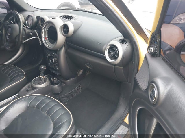 2011 MINI COOPER S COUNTRYMAN WMWZC5C50BWL53791 Photo 4
