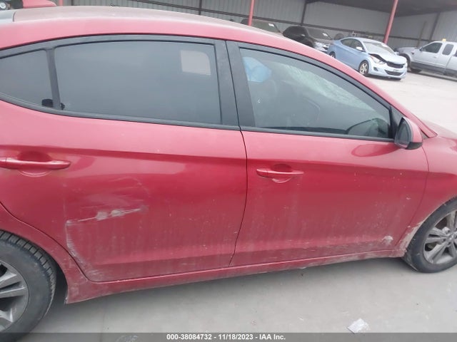 2017 HYUNDAI ELANTRA SE VIN: 5NPD84LF2HH185944