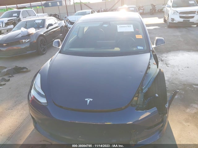 Tesla Model 3 Performance/long Range 2018 5YJ3E1EB4JF133989 Image 10