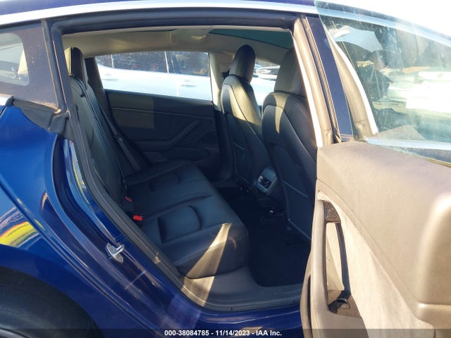 Tesla Model 3 Performance/long Range 2018 5YJ3E1EB4JF133989 Image 8