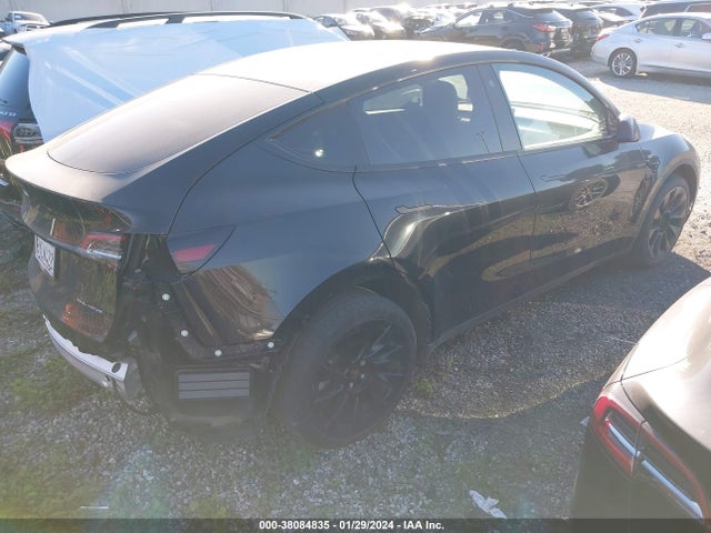 2021 TESLA MODEL Y LONG RANGE DUAL MOTOR ALL-WHEEL DRIVE VIN: 5YJYGDEE1MF269657