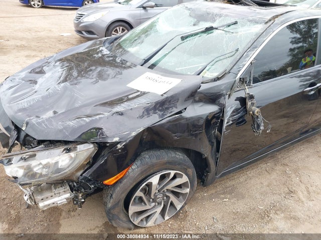 2018 HONDA CIVIC EX VIN: 2HGFC2F78JH507468