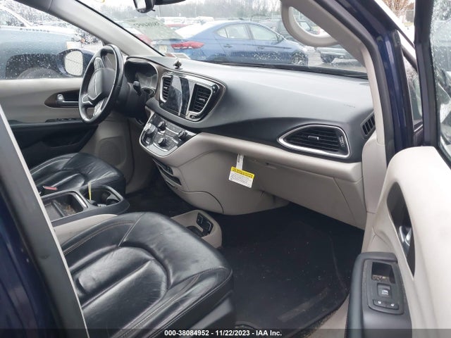 2C4RC1BG6HR809485 Chrysler Pacifica Touring-l