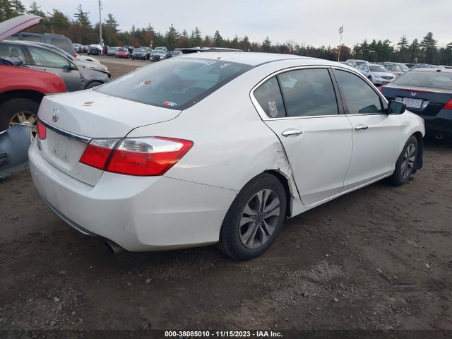 2015 HONDA ACCORD LX VIN: 1HGCR2F38FA059477