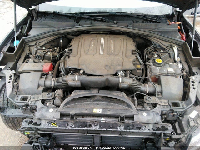 2017 JAGUAR F-PACE SADCJ2BV0HA088556 Photo 9