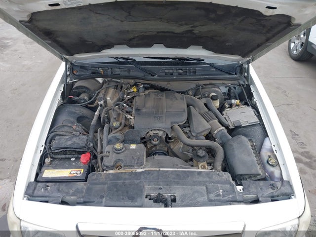 2010 MERCURY GRAND MARQUIS LS (FLEET ONLY) VIN: 2MEBM7FV0AX613701