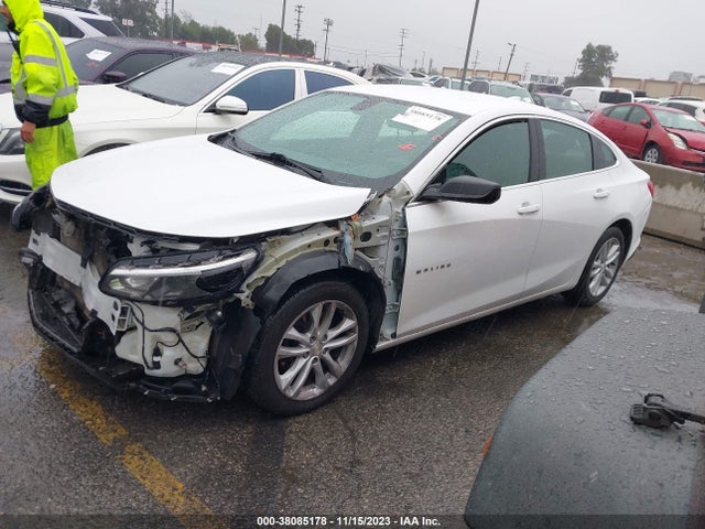 Chevrolet MALIBU LT 2018 1G1ZD5ST3JF189847 Image 2