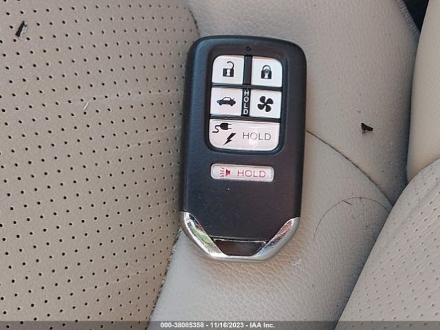 JHMZC5F30JC018574 Honda Clarity Plug-in Hybrid Touring
