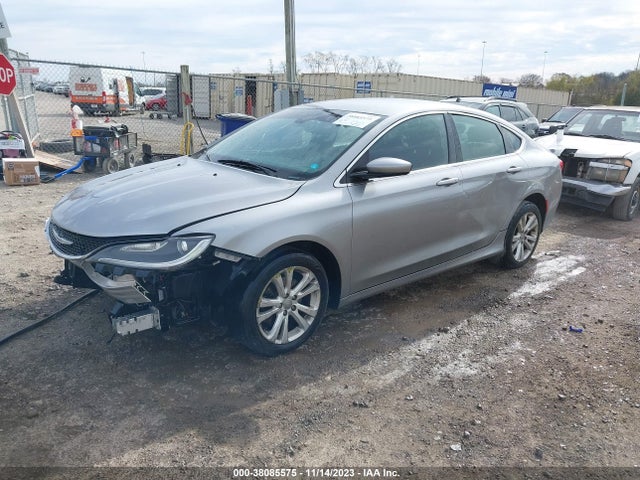 Chrysler 200 Limited 2016 1C3CCCAB8GN141194 Image 2